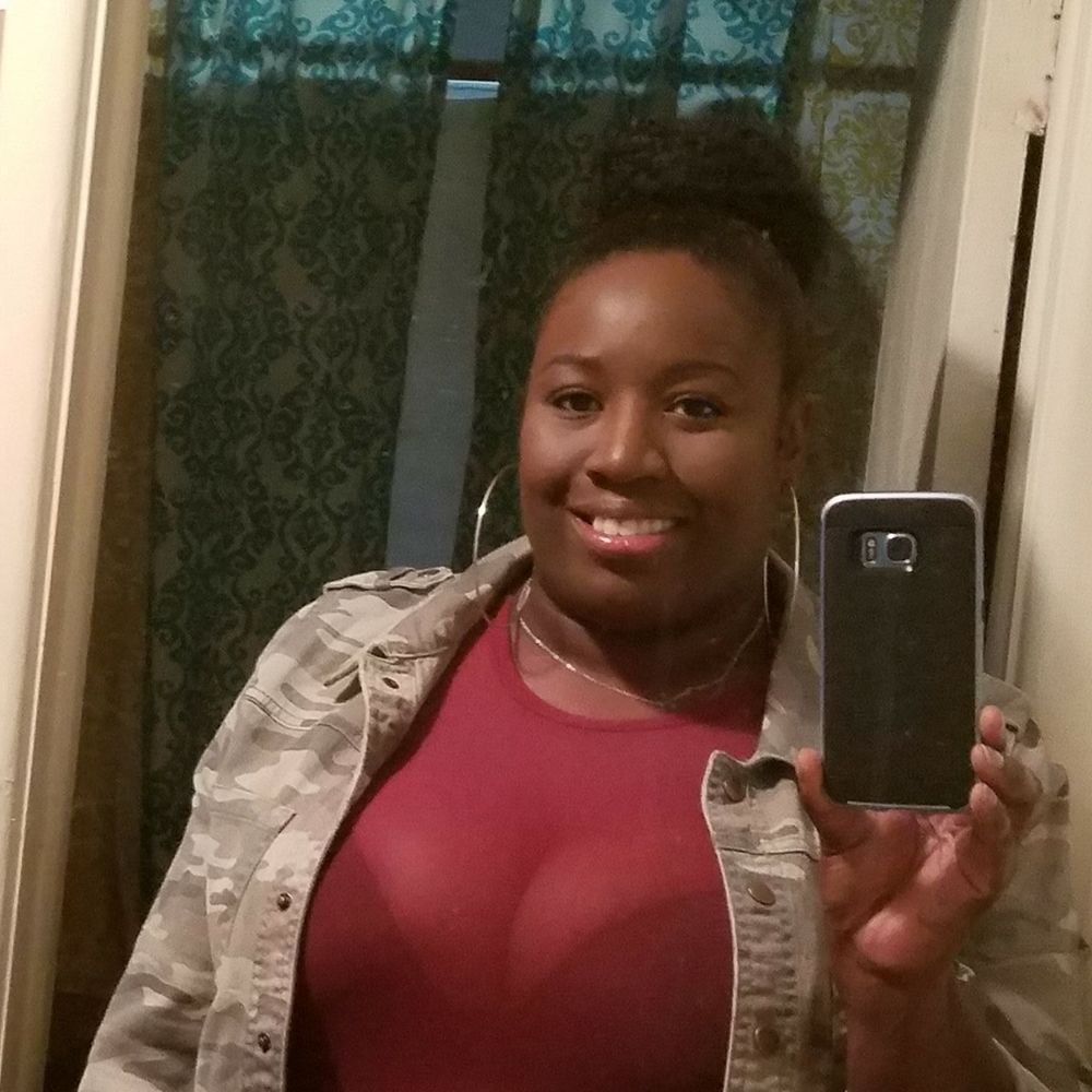Meet your Posher, Shamika